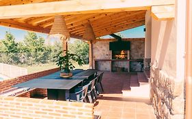 Casa Rural Torrecaballeros